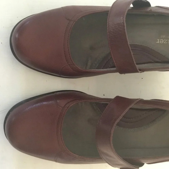 Naturalizer Women's Elliana Mary Jane  Pump Burgundy SZ 7 M - Picture 10 of 10